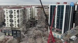 Depremin susturduğu “Türkiye’nin ilk Kürtçe yayını” bir daha başlayamadı