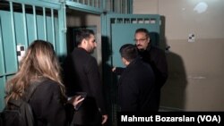 Bakanlık heyeti cezaevinde incelemelerde bulundu.