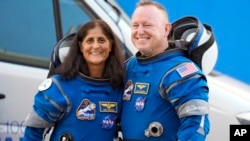 Astronautët e NASA-s Suni Williams the Butch Wilmore