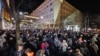 Protest pristalica koalicije "Srbija protiv nasilja" ispred Republičke izborne komisije u Beogradu (Foto: Fonet/Marko Dragoslavić)