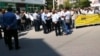 Ərdəbildə təqaüdçülərin aksiyası (Foto: Müəllimlər Həmkarlar İttifaqının Koordinasiya Şurasının Telegram kanalı)