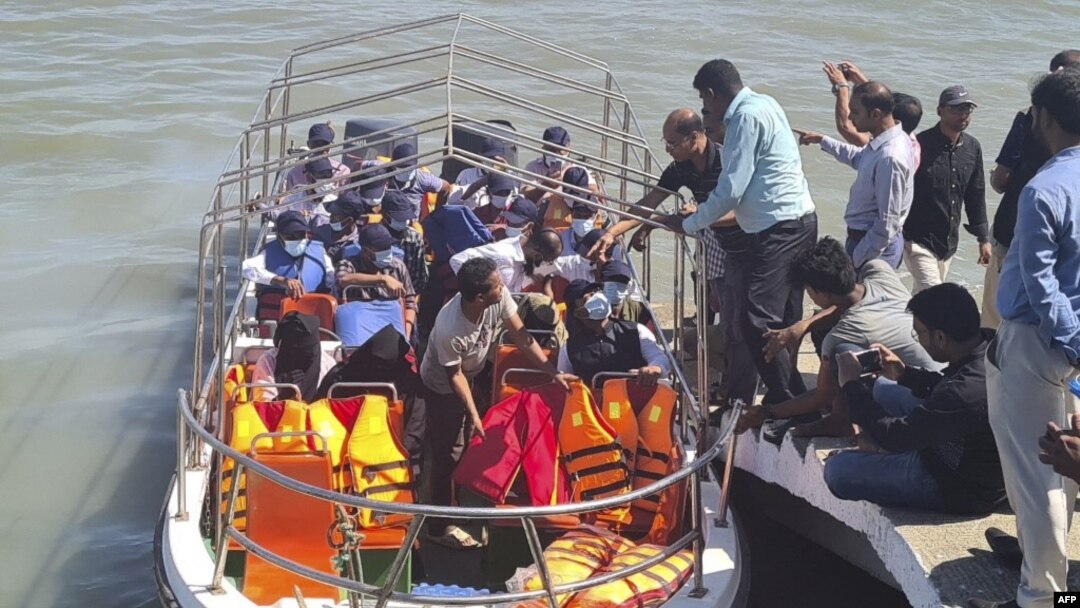 မြန်မာနိုင်ငံဘက်က ဒုက္ခသည်တွေ ပြန်လည်လက်ခံရေးလေ့လာဖို့ ကိုယ်စားလှယ် အဖွဲ့တဖွဲ့ မြန်မာနိုင်ငံရောက်ရှိ (မေ ၅၊ ၂၀၂၃)