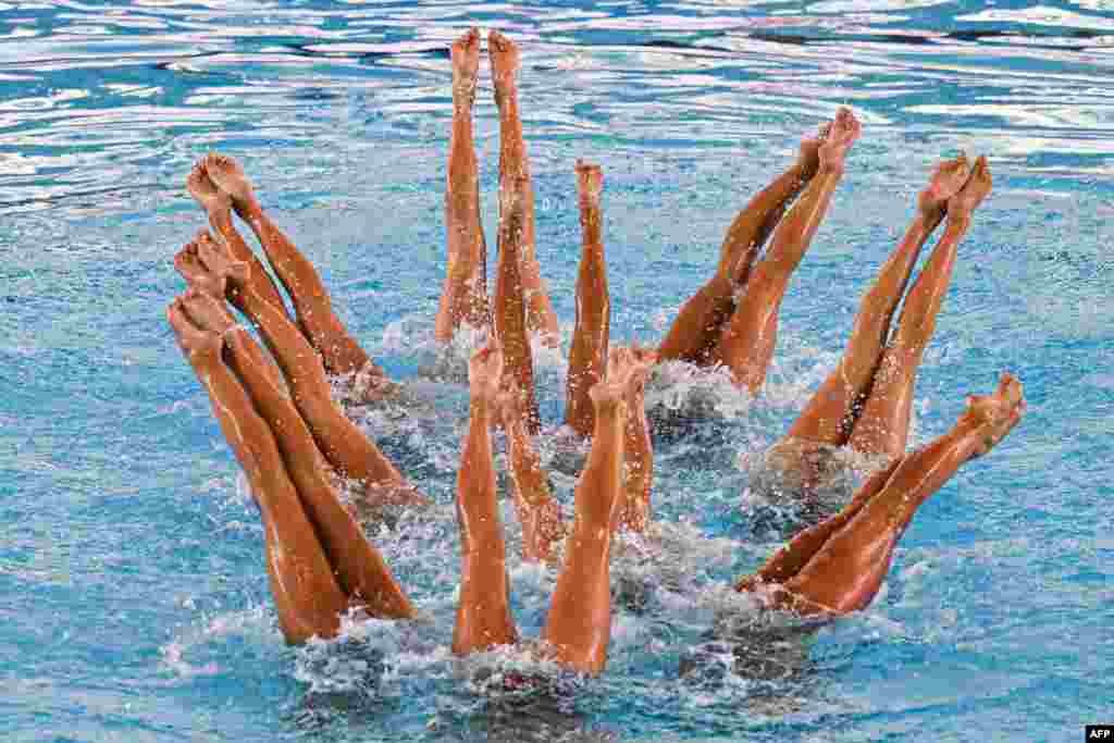 tIaly's team competes in the women's artistic swimming free combination final event during the LEN European Aquatics Championships in Rome, Italy.