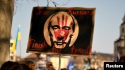 UKRAINE-CRISIS/GERMANY-PROTESTS