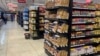 Actualmente los mercados venezolanos están llenos de productos, pero el poder adquisitivo de los ciudadanos no es suficiente.