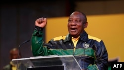 Rais wa Afrika kusini Cyril Ramaphosa akihutubia kongamano kuu la chama cha African National Congress ANC, mjini Johannesburg, July 29, 2022 