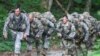 首批女兵从陆军游骑兵精英学校毕业