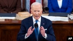 Perezida Joe Biden w'Amerika ubwo yagezaga Ijambo ryerekana uko igihugu gihagaze bwa mbere. Hari taliki 1/3/2022 i Washington. 