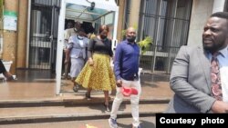 Amai Ellen Sikhala vakapfeka hembe nemha