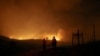 California, en alerta roja en California por incendios forestales. Foto Reuters/Stephem Lam. Incendio Kincade, cerca de Geyserville, California, 24 de octubre de 2019.