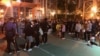 香港九龙东秀茂坪街坊举行和你唱和你行活动 （美国之音海彦拍摄 ）