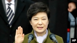 2013年2月25日韩国第一位女总统朴槿惠宣誓就职 (资料照片)
