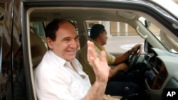 Mantan Presiden Ekuador, Abdala Bucaram di Panama City, Panama. (Foto: dok).