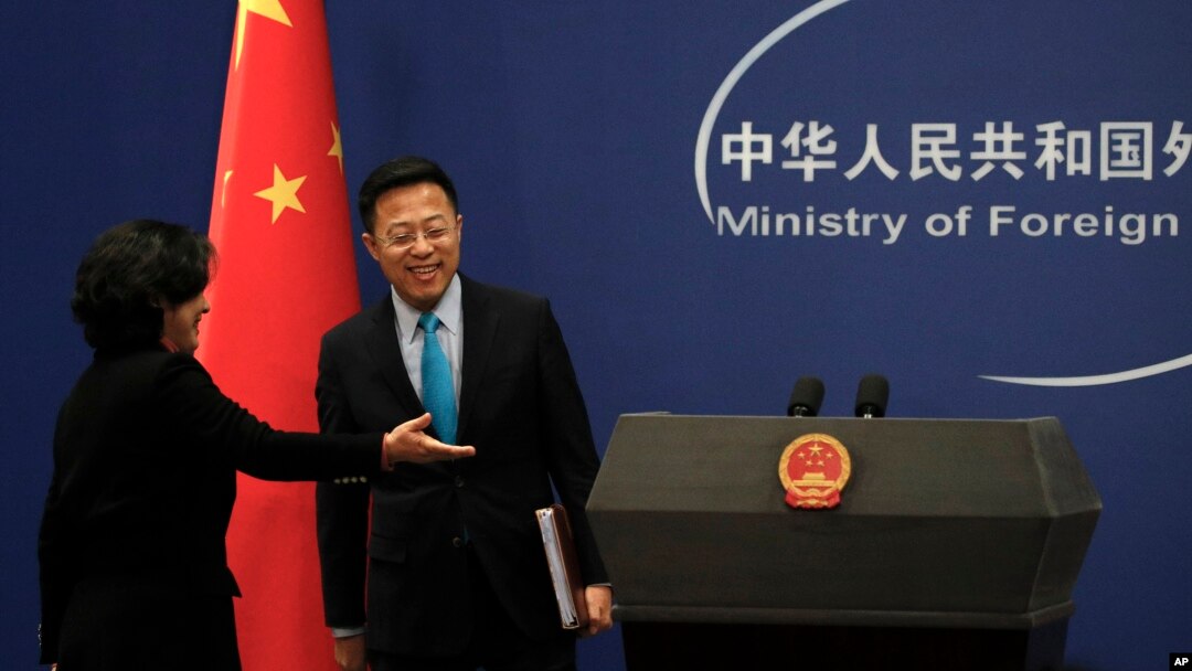 中國外交部發言人趙立堅在每日簡報會上講話。 （2020年2月24日）