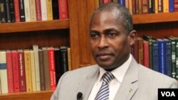 Primeiro-ministro de São Tomé e Príncipe, Gabriel Costa