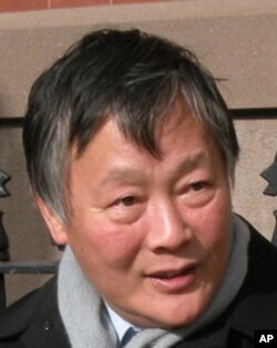 魏京生