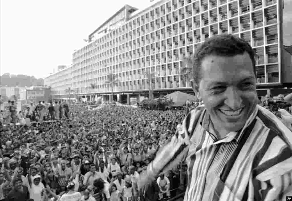 Hugo Chavez speaks at the Plaza Caracas, Feburary 4, 1998 during celebrations for the anniverary of the 1992 Venezuelan coup.