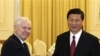 中国国家副主席习近平在人大会堂欢迎美国国防部长盖茨