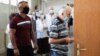 ARHIVA - Građani Podgorice na glasanju, 30. avgusta 2020. (Foto: Reuters/Stevo Vasiljevic) 