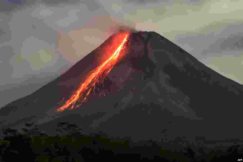 Lava flows from Mount Merapi, Indonesia&rsquo;s most active volcano, as seen from Tunggularum in Sleman.