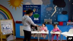 Arhiv -Dom za nezbrinutu djecu u predgrađu Pekinga. (Foto: AP/Ng Han Guan)