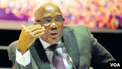 VaAaron Motsoaledi