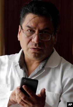 Carlos Figueroa.