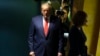 El Presidente Donald Trump autorizoó que publiquen la transcripción de su conversacioón con el presidente de Ucrania.