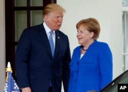 Predsednik Tramp i nemačka kancelarka Angela Merkel u Vašingtonu 27. aprila 2018.