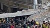 巴基斯坦一清真寺爆炸 致数十名信徒死伤
