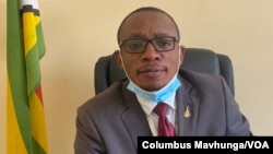 Mutauriri webazi redzidzo yepasi, VaTaungana Ndoro.