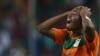 Stoppila Sunzu de la Zambie regrette après avoir manqué un but lors du match du groupe C contre le Burkina Faso pour la Coupe d'Afrique des nations, au Mbombela Stadium, à Nelspruit, Afrique du Sud, le 29 janvier 2013. 