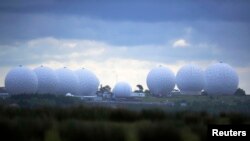 Base de comunicaciones en Inglaterra que apoya los servicios de inteligencia británicos y estadounidenses.