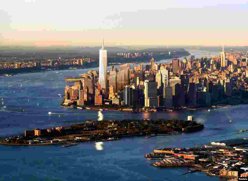 Gambar desain Freedom Tower di lokasi World Trade Center dilihat dari atas, yang dibuat pada 29 Juni 2005.