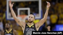 Stephen Curry des Golden State Warriors, Oakland, Californie, le 3 juin 2018. 