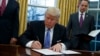 အမေရိကန်သမ္မတ Donald Trump ကသမ္မတလုပ်ပိုင်ခွင့်အာဏာအရ TPP ထဲကနေ နှုတ်ထွက်ဖို့ လက်မှတ်ရေးထိုး