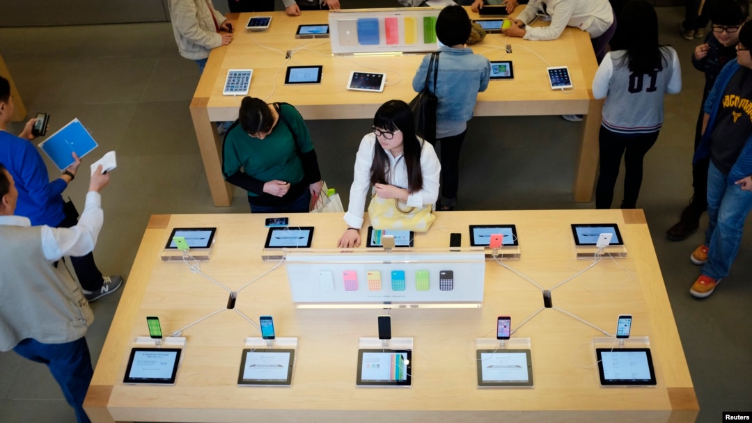 美國蘋果公司的最新款iPhone 6手機獲准在中國銷售。