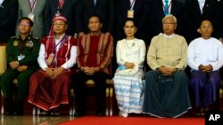 သမ္မတ ၊ နိုင်ငံတော်အတိုင်ပင်ခံပုဂ္ဂိုလ်၊ ဒု-သမ္မတနှစ်ဦး နဲ့ တပ်မတော်ကာကွယ်ရေးဦးစီးချုပ်