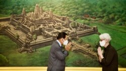 ཨ་རིའི་ཕྱི་སྲིད་དྲུང་ཆེ་གཞོན་པ་ཁེམ་བྷོ་ཌི་ཡར་ཕེབས་པ།