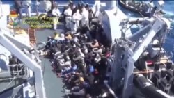 بازداشت دو نجات يافته قايق واژگون شده به اتهام قاچاق انسان در ایتالیا