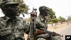 Guiné-Bissau: Tribunais militares dão origem a controvérsia