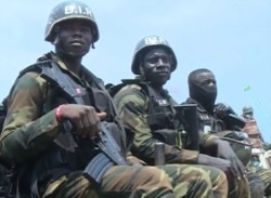 Cameroon military deployed to protect schools and the population in Bamenda, July 21, 2019. (Photo: M. Kindzeka / VOA)