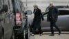 May retrasa la votación sobre el Brexit