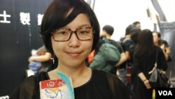 六四報哀音成員阿Miu認為，街頭報哀音比演六四話劇更貼近觀眾，更生活化