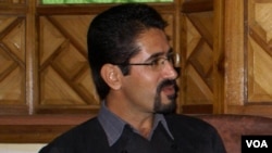 عارف نادری