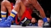 Mobeti bibotu moko akweyi na bitumba ya na Super-Welterweight USBA na di Wintrust Arena, Chicago, 12 sanza ya zomi 2019. (Foto: Jon Durr-USA Today Sports via Reuters)
