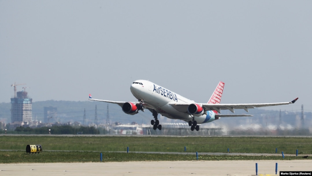 Avion Er Srbije poleće sa aerodroma "Nikola Tesla", ilustracija