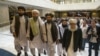 Le mollah Abdul Ghani Baradar, le plus haut dirigeant politique du groupe des talibans, troisième à gauche, à Moscou, en Russie, le 28 mai 2019. (AP Photo / Alexander Zemlianichenko)