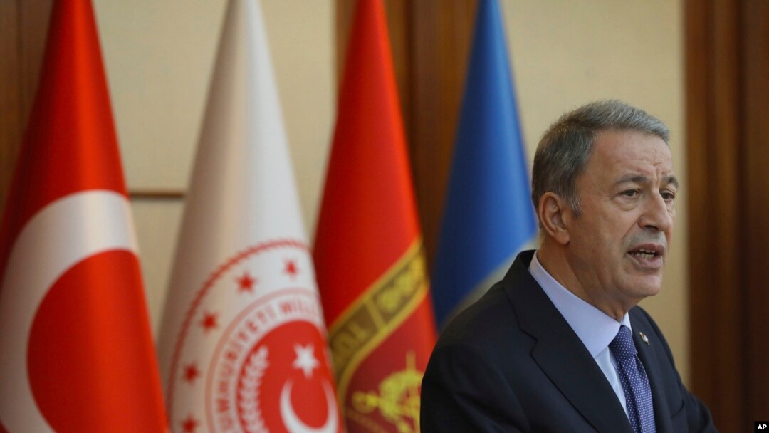Ministar odbrane Turske Hulusi Akar obraća se novinarima u Ankari, Turska, 21. maja 2019.