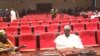 L'assemblée a annulé sa séance faute de députés, à N'Djamena, Tchad, le 17 novembre 2016. (VOA/André Kodmadjingar)